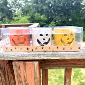 New 3 Piece Home Decor  Ceramic Seasonal Fall Pumpkin Tea Light  Lantern Holders
